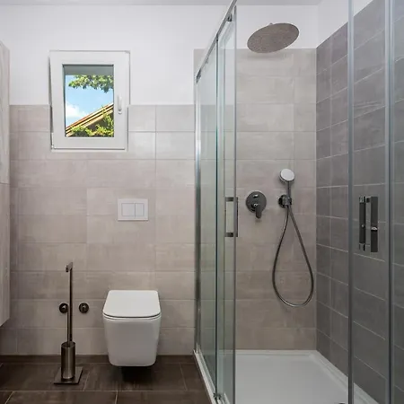 House Bibi بيت للعطل *